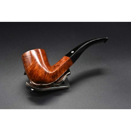 Northern Briars Regal with Church Warden Stem 